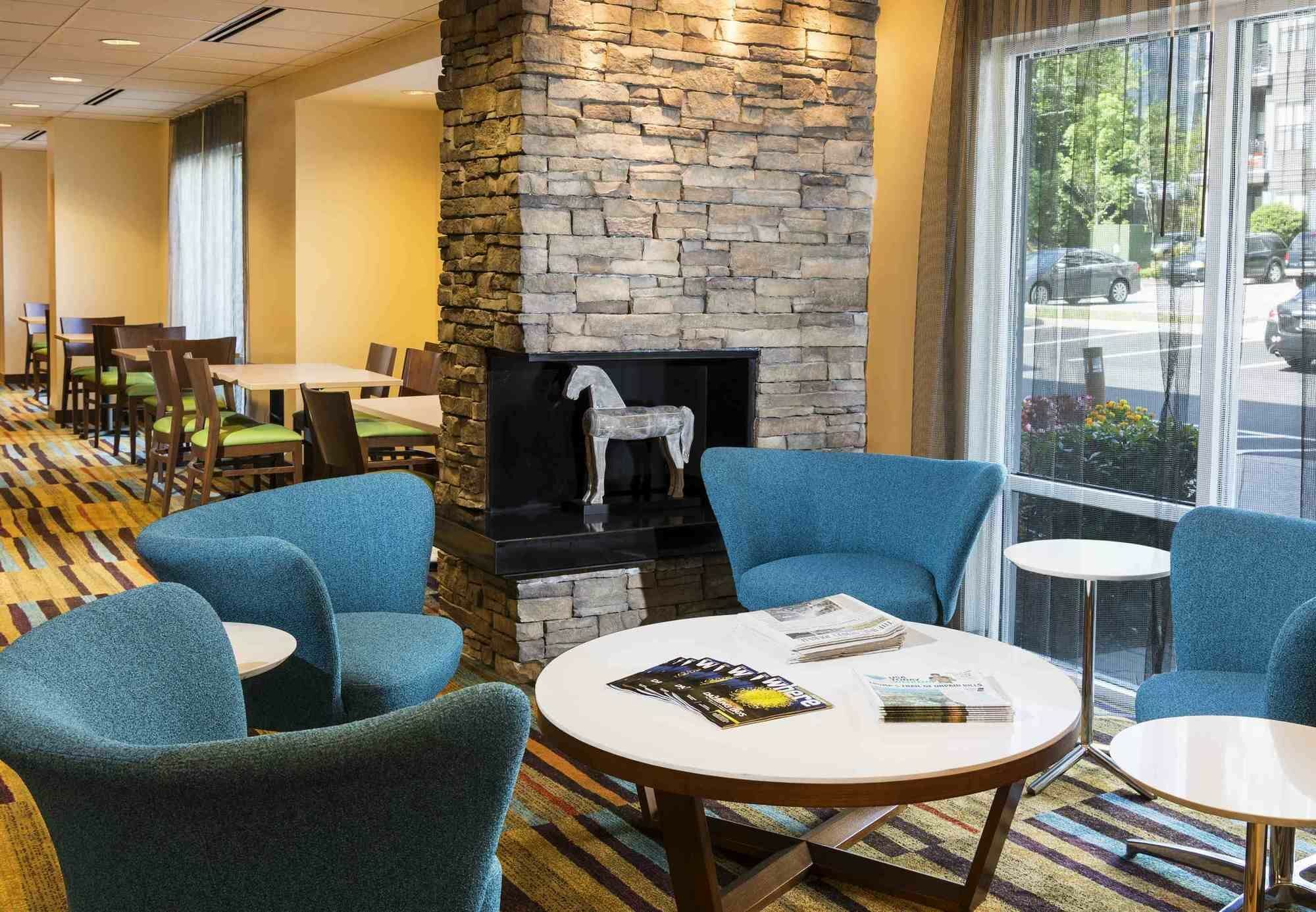 Fairfield Inn & Suites By Marriott Atlanta Perimeter Center Экстерьер фото